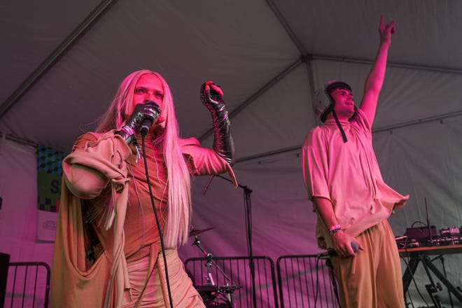 Inéz Schaefer, left, and Demian Kappenstein, right, of the band ÄTNA perform at Shangri La during South by Southwest on Friday, March, 15, 2024.